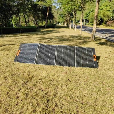 Posiadane na zewnątrz fotowoltaiczne przenośne elektrownie z panelem słonecznym
