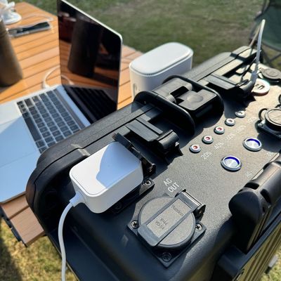 Zindywidualizowana elektrownia słoneczna LiFePO4 o mocy 4800wh do awarii samochodowej do przygód na świeżym powietrzu