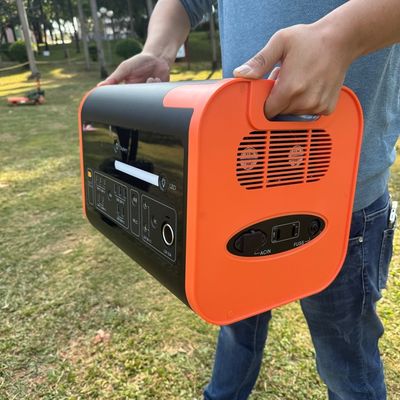AT22 220V Przenośna moc 2200W Szczyt 4400W Bateria litowa do kempingu i nagłych wypadków