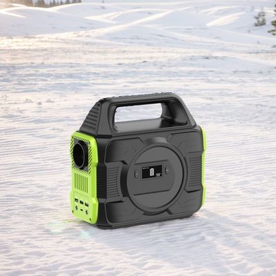 110V 300W przenośna stacja szybkiego ładowania z wyświetlaczem LCD i pojemnością baterii 8000mAh