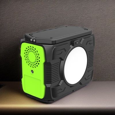 Typ C Wejście/Wyjście 5V/2.4A 200W Ładowanie słoneczne Urzędowa elektrownia 182*102*144mm