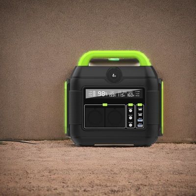 Wielofunkcyjny panel słoneczny AC Szybkie ładowanie 3.0 Zasilanie awaryjne 110 V 220 V Przenośna elektrownia słoneczna S6 MPPT