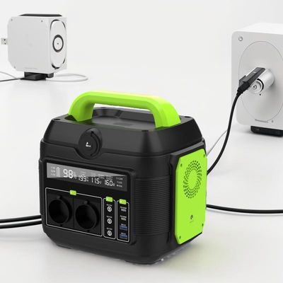 600W Przenośna Elektrownia Camping/RV Duża pojemność Bateria litowa Ładowarka awaryjna dla telefonów komórkowych Komputer DC Wyjście USB/Type-C Wysoka moc