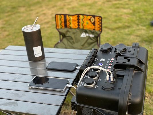 Elektrownia przenośna ze stacją zasilania UPS o mocy 8000 W z wyjściem czystych fal sinus