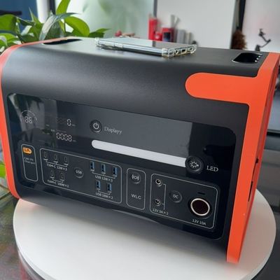 220V zewnętrzne zasilacze przenośne z wysoką częstotliwością mocy wyjściowej 50/60Hz