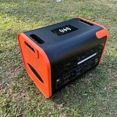 Duża pojemność 2200W LCD przenośne źródło zasilania do kempingu i aktywności na świeżym powietrzu