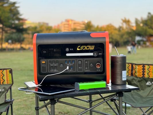 Generator słoneczny do urządzeń gospodarstwa domowego 2200W Przenośne źródło zasilania
