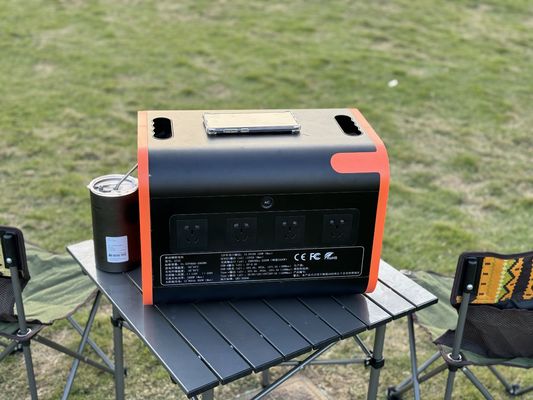 Elektrownia do przechowywania energii słonecznej przenośna, zdolna do ładowania AC/DC i bezprzewodowego 2200W