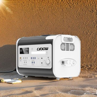Przenośny generator słoneczny o mocy szczytowej 4400 W z technologią bezprzewodowego ładowania 15 W