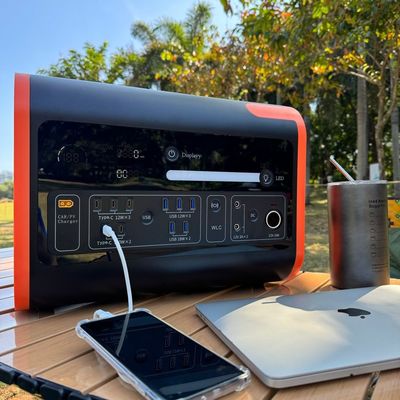 Elektrownia baterii LiFePO4 z bezprzewodowym ładowaniem i wyjściem AC