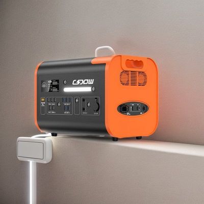 Pojemność przenośna elektrownia 600W 2000W 2200W Czarna z pomarańczową ochroną BMS