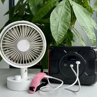Przenośna elektrownia z akumulatorem litowym o mocy 200 W dla bezprzewodowego i zewnętrznego ładowania słonecznego