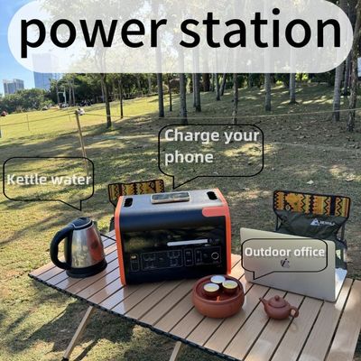 Produkt 2200W Generator słoneczny typu C 3*18W/2*100W Czas ładowania 90 minut Przenośny