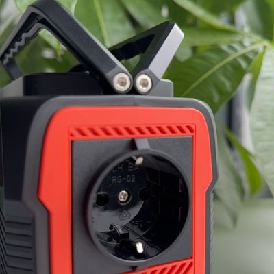 110/220V-50Hz/60Hz AC Wyjście 48000mAh Generator słoneczny dla elektrowni kempingowych