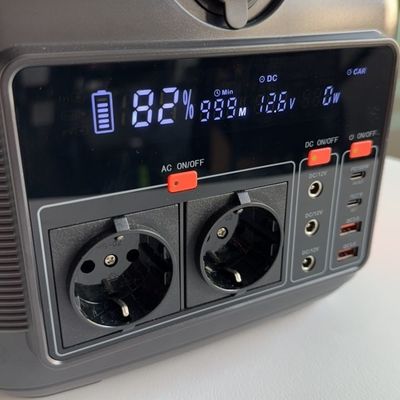 Temperatura eksploatacji C-45 ordm Mobilna elektrownia słoneczna o mocy 600 W do awarii domowej