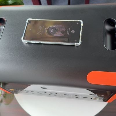 Ładowanie bezprzewodowe 15W CE Un38.3 MSDS Certyfikowana przenośna elektrownia 2200W na potrzeby awaryjne