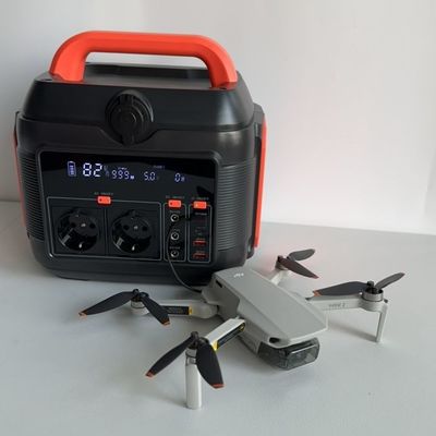 300W/600W Mobilna moc 110V/220V Przenośna elektrownia do ładowania awaryjnego na zewnątrz