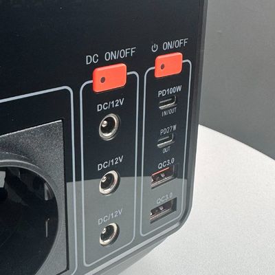 18W QC3.0 Wyjście Panele słoneczne Ładowanie Przenośna Elektrownia do użytku zewnętrznego i awaryjnego