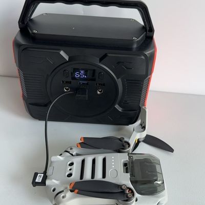 Drukowana stacja elektryczna zewnętrzna o pojemności akumulatora 48000mAh i mocy wyjściowej 200W/300W/600W