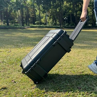 Czarna skrzynka do ciągnięcia zdjęć bezzałogowych na zewnątrz 4000W/3840wh Przenośna elektrownia Mocna