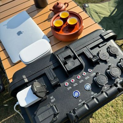 LT-50 Zasilanie słoneczne LED o mocy 5000W/7000W/3000W dla podróży na zewnątrz