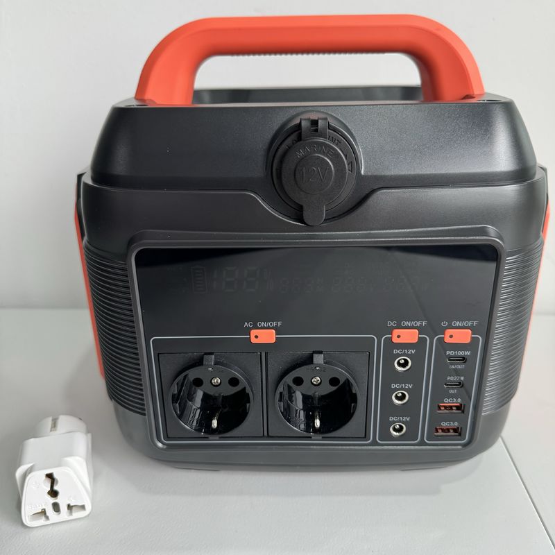600W AC-DC Mobilna awaryjna domowa zewnętrzna przenośna elektrownia czarny generator słoneczny