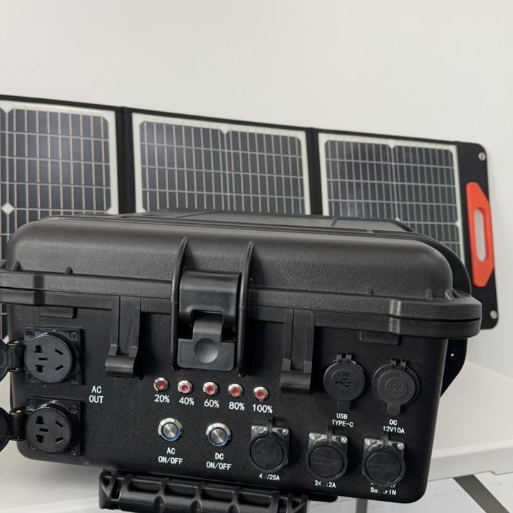 AC Pure Sine Wave Output 3000W Przenośny ładowarka słoneczna Litowa Elektrownia do użytku zewnętrznego