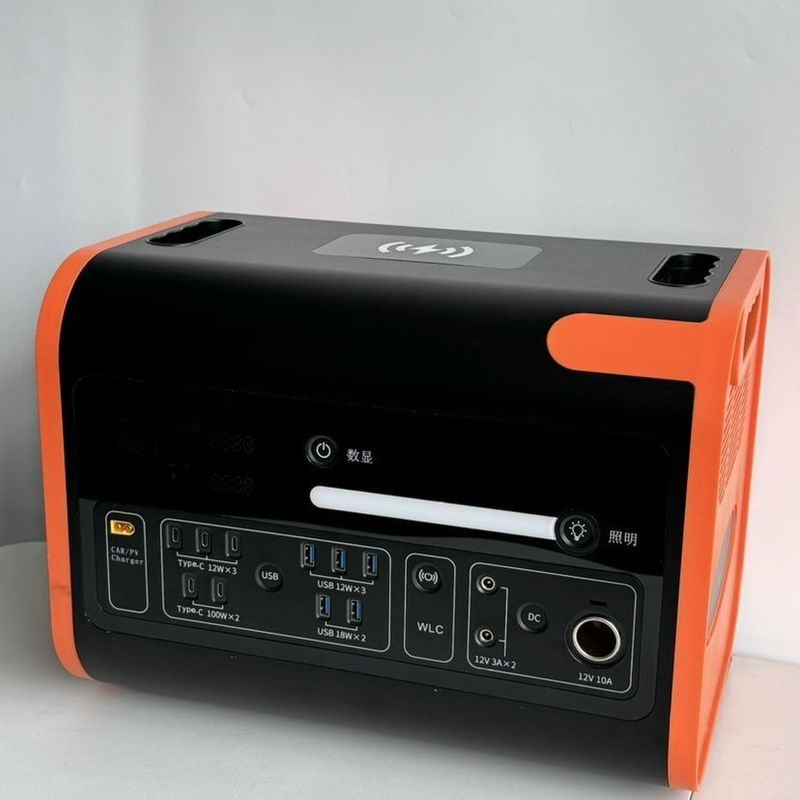 2200W stała moc wyjściowa 4000W napęd LiFePO4 Generator słoneczny do ładowania na zewnątrz