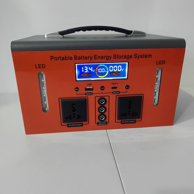 Mała przenośna elektrownia 300W/LiFePO4 z ochroną przed przeciążeniem i falą korekcyjną